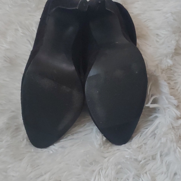 Quipid Faux Suede Fold Down Boots - Picture 3 of 5